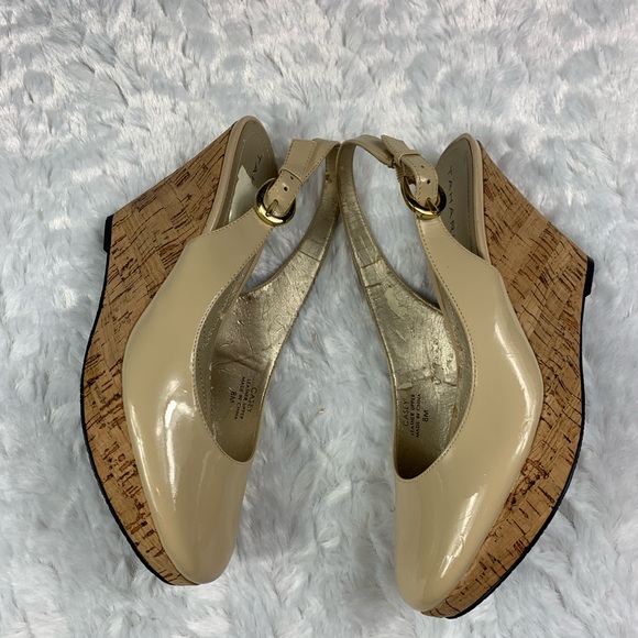 Tahari “Casey” Slingback Shoe - Picture 6 of 10